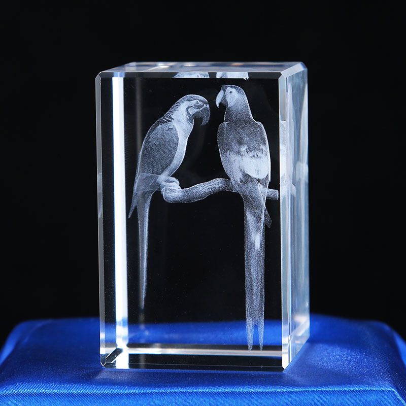 Pequeño puente 3D tallado interior adornos de cristal dinosaurio tortuga tigre águila modelo animal recuerdo del océano