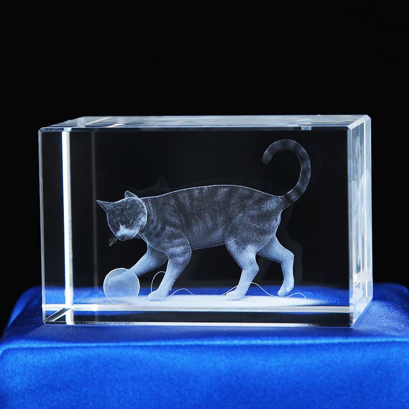 Pequeño puente 3D tallado interior adornos de cristal dinosaurio tortuga tigre águila modelo animal recuerdo del océano