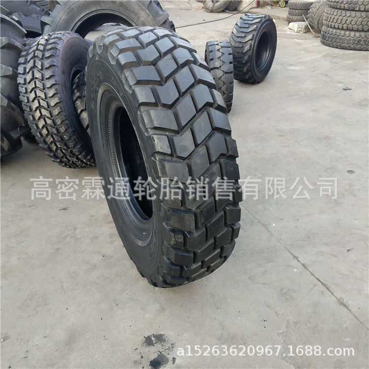 三角东风真空轮胎12.5R20 TRY88沙漠越野花纹 小货车轮胎可出口TL