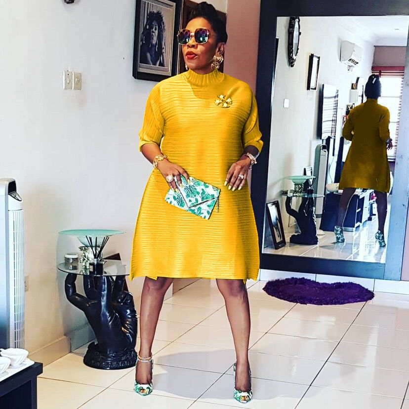 Plus Size Womens Dress Solid Color Stylish Design African Inspired Casual or Formal Occasions Wholesale Available