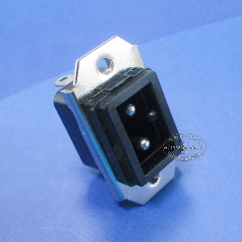 车载冷暖小冰箱两芯充电接口带铁壳极性两芯全铜电源插座DB-DS4