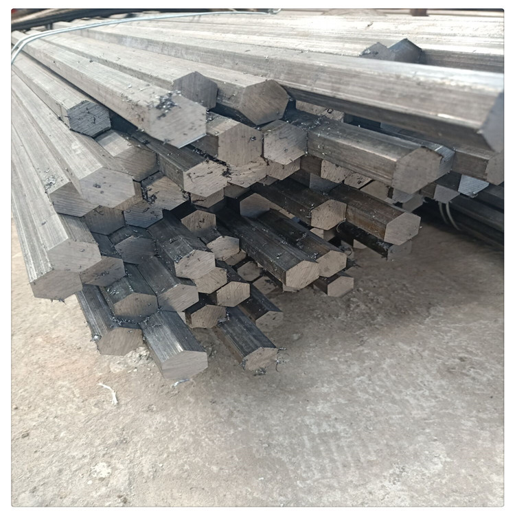 用优质圆钢为原料生产冷拔六愣钢 尺寸精度高冷拔六角钢使用广泛