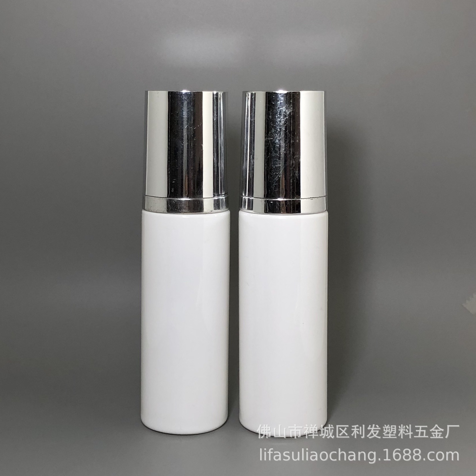 120Ml乳液瓶带压泵 保湿露瓶 圆柱形 高档化妆品包装 现货供应