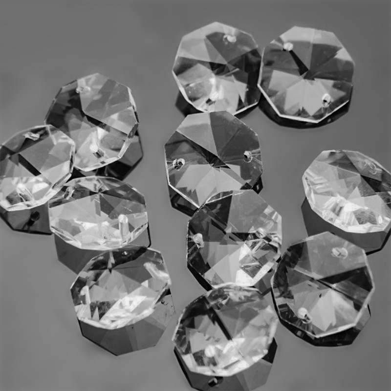 14mm double hole octagonal beads glass crystal beads DIY door curtain lighting car pendant decorative bead chain manufacturers wholesale 14mm double hole octagonal beads glass crystal beads DIY door curtain lighting car pendant decorative bead chain manufacturers wholesale