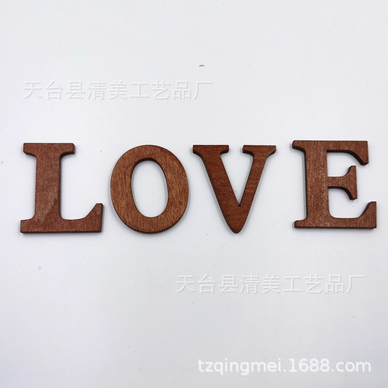 Madera de 44mm de alto color café oscuro letras en inglés mayúsculas manualidades decorativas de madera 26 piezas por paquete