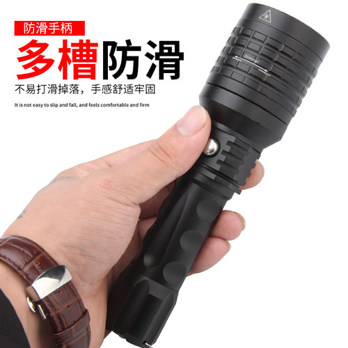 Trifunctional Strong Beam Flashlight with Zoom, Outdoor Use, Green and White Infrared Triple-LED Laser Light, Two-in-One