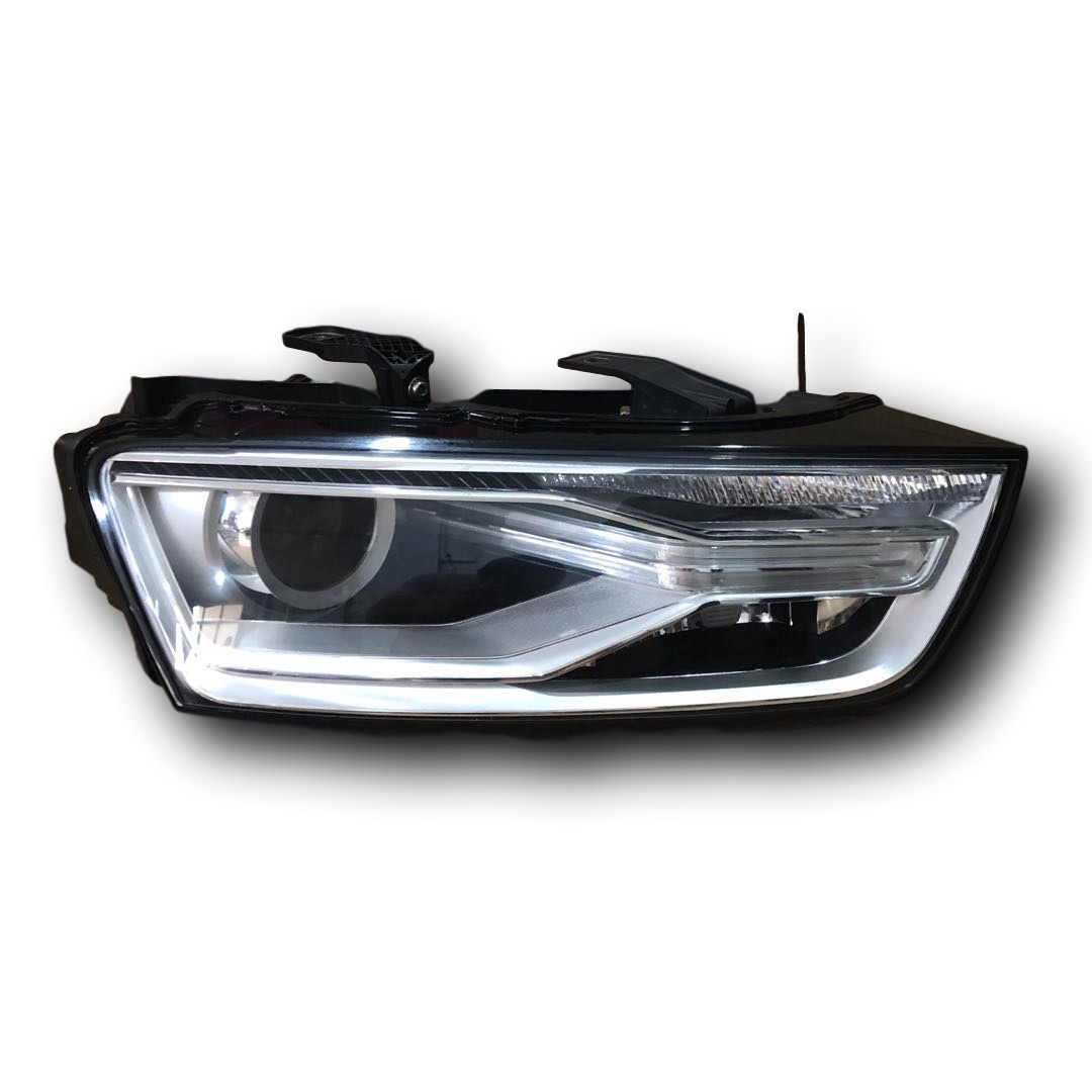 Suitable for Audi Q3 headlight new low-equipped front lamp headlight Q3 headlight assembly original disassembly parts