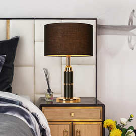 北欧创意台灯简约现代酒店客户台灯家用客厅灯温馨卧室床头台灯具
