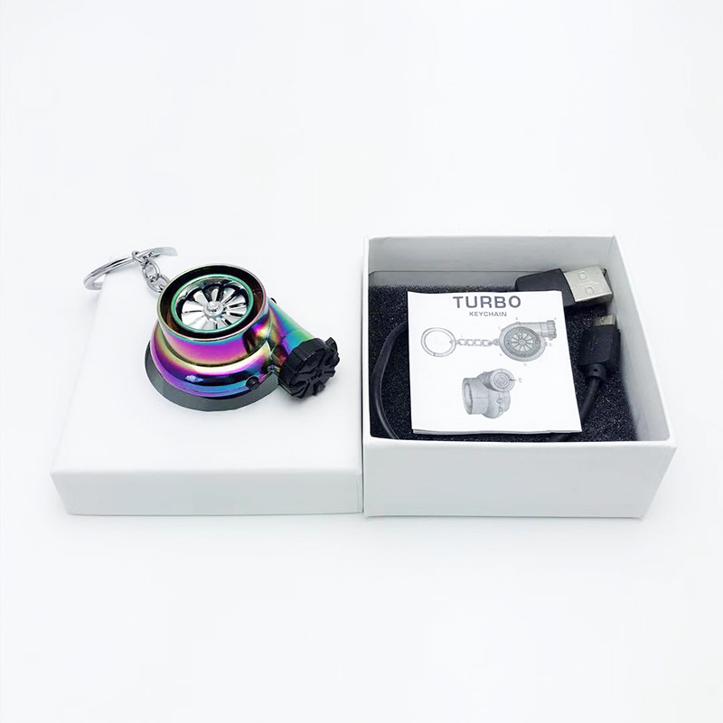 Transfronterizo creativo coche turbina encendedor de cigarrillos llavero de negocios de carga USB de metal más ligero llave del coche colgante
