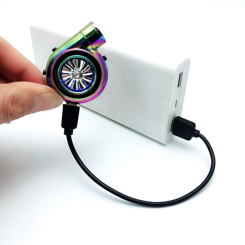 Transfronterizo creativo coche turbina encendedor de cigarrillos llavero de negocios de carga USB de metal más ligero llave del coche colgante