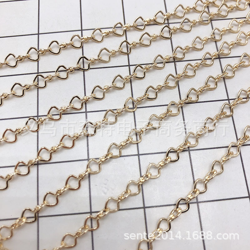 Copper fashionable necklace and bracelet heart-shaped