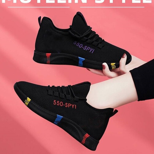 Foreign trade old Beijing cloth shoes for women, soft-soled walking shoes, lightweight dance shoes for dad, casual sports shoes, cross-border mother's shoes for sale