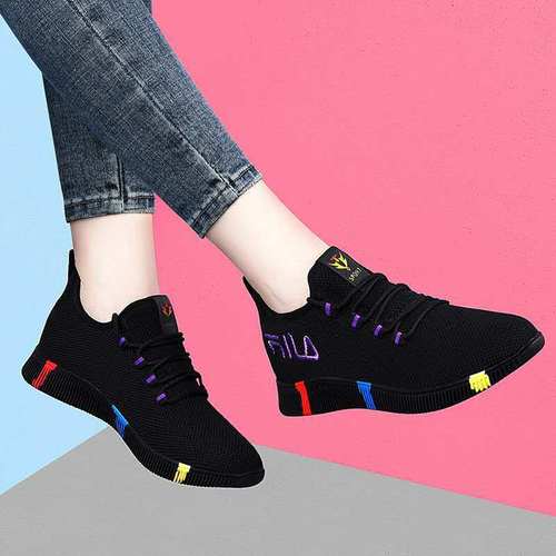 Foreign trade old Beijing cloth shoes for women, soft-soled walking shoes, lightweight dance shoes for dad, casual sports shoes, cross-border mother's shoes for sale