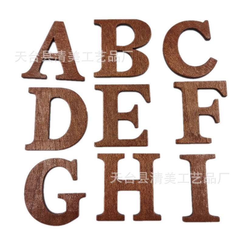 Madera de 44mm de alto color café oscuro letras en inglés mayúsculas manualidades decorativas de madera 26 piezas por paquete