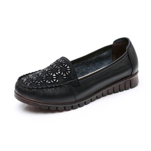 Comfortable footwear for leisure for mother, sports shoes for leather shoes, soft sole, for middle age