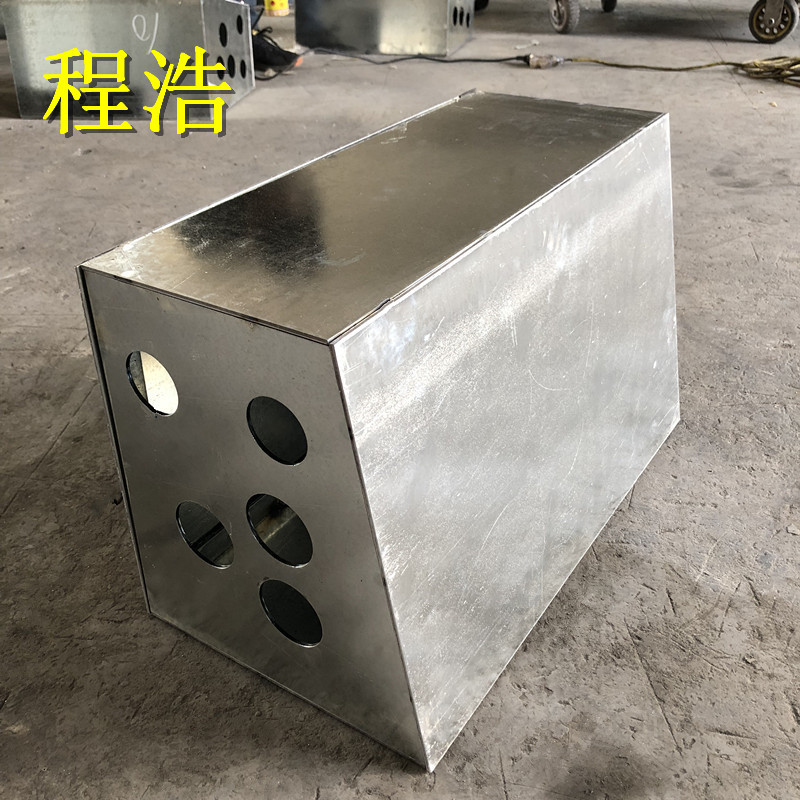 程浩厂家供应镀锌桥梁电缆接线箱配电箱预埋接线盒来图接线箱