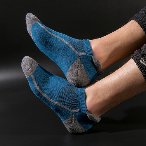 Professional Sports Socks Men's Basketball Socks with Towel Soles Anti-Slip Cycling Fitness Outdoor Short Crew Running Socks Wholesale