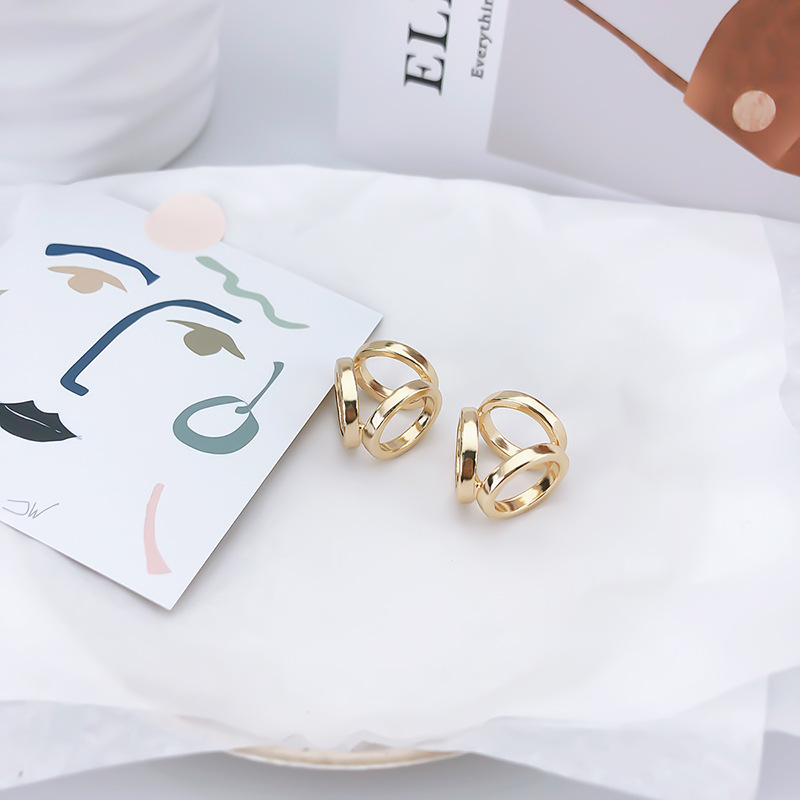 Tres anillos de seda bufanda hebilla de dibujos animados perla broche Camelia ramillete diamante pin 30 mismo estilo joyería hebilla para las mujeres