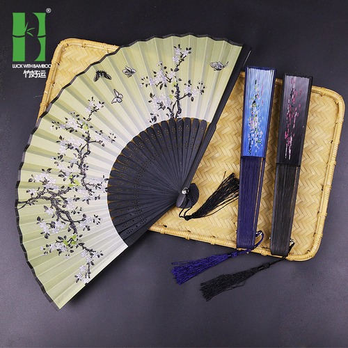 Silk bamboo bridesmaid wedding folding fan for girls Chinese fan antique wholesale student Japanese style fan bamboo products