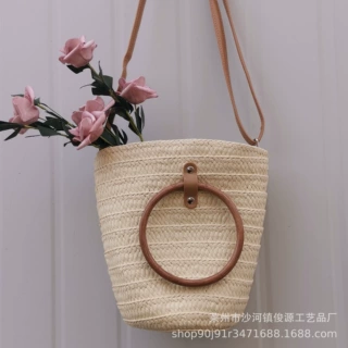 新款竹藤圆环把手机订草编包 时尚斜跨手提两用编织包 女包