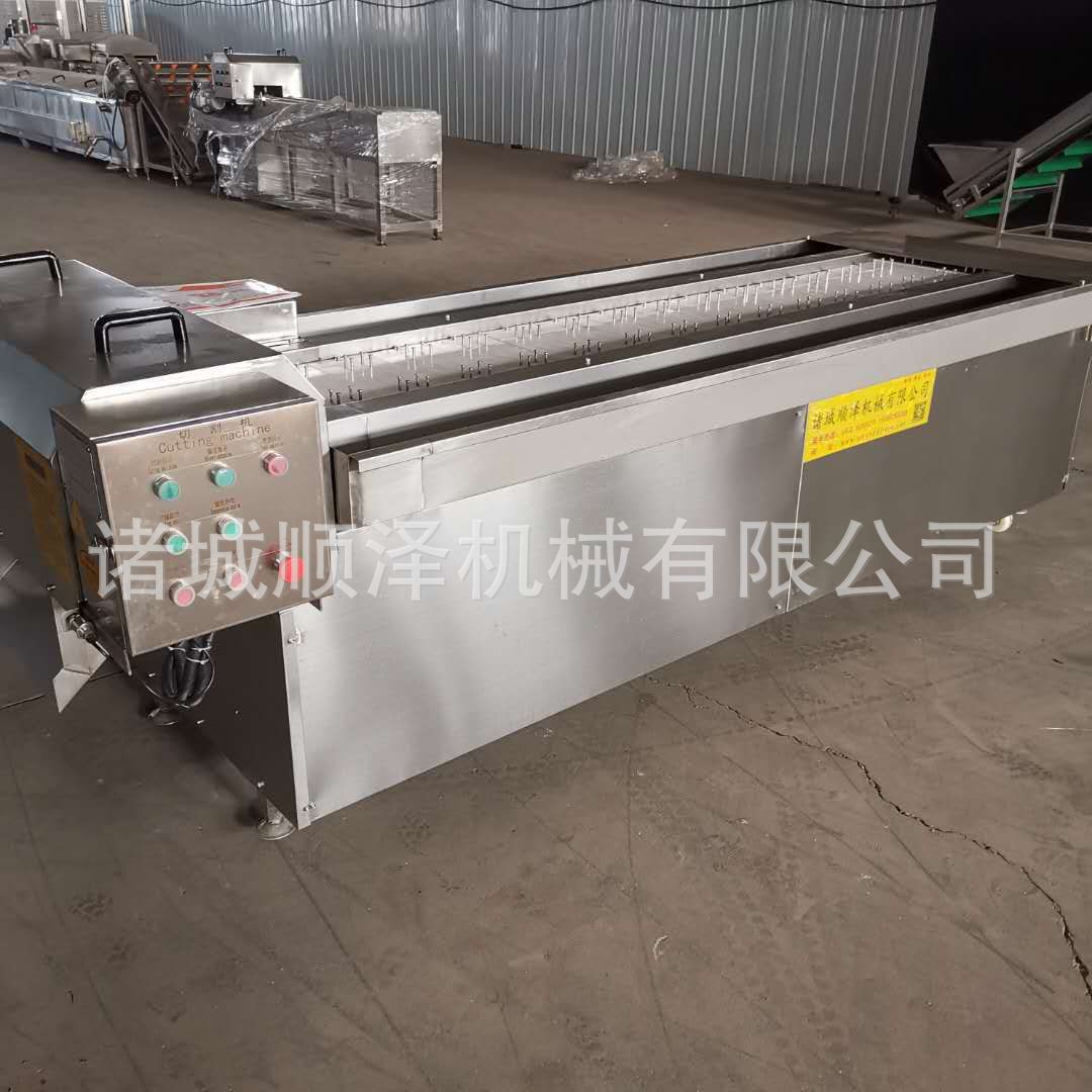 鸡爪切割机 凤爪劈半机 泡椒凤爪劈半机 鸡爪脱皮切割成套设备