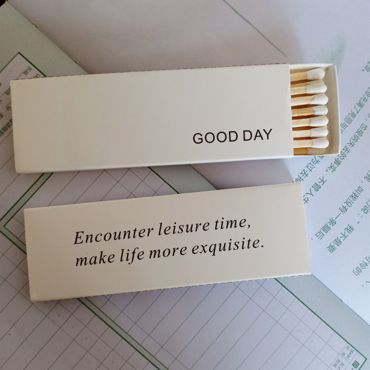 In-Stock Direct Delivery Scented Candle Long Matchsticks Extended 10cm Cigar Black and White Head Cake Shop Baking Matchbox