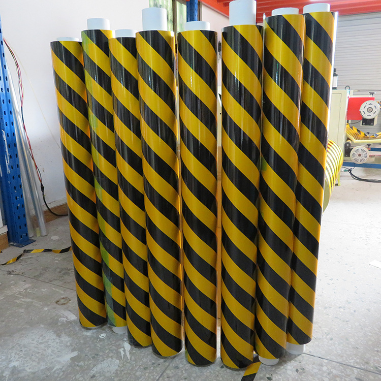 厂家供应车身反光膜 pet车身反光贴黑黄红白反光警示警戒条贴胶带