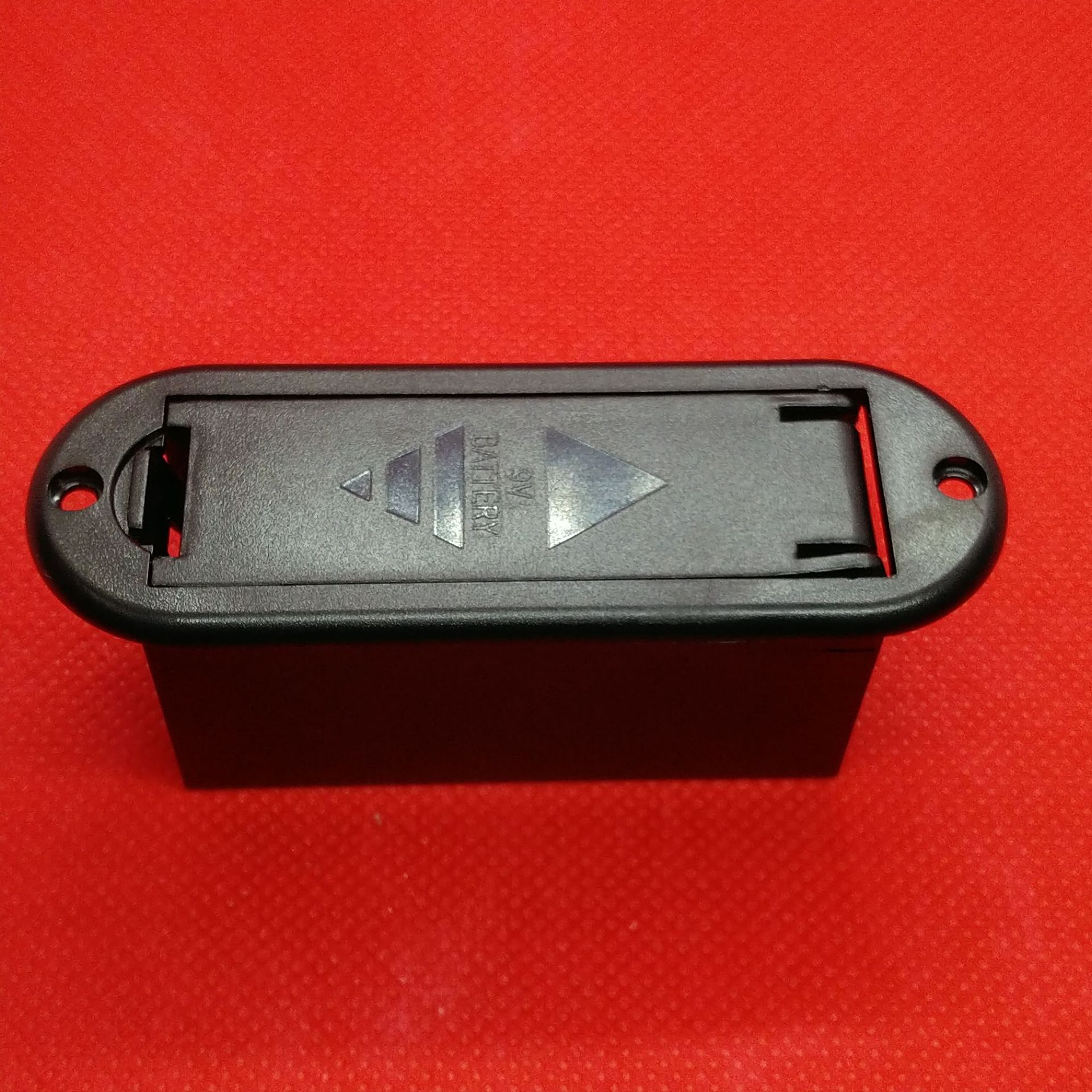 吉他配件厂价批发9V主动拾音器电池盒音响电池仓贝司电池盒通用