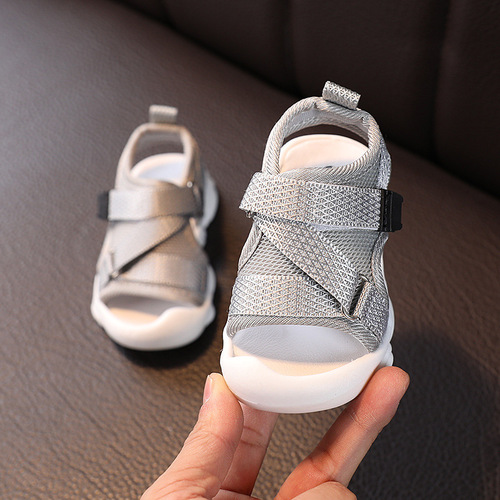 Baby sandals anti-kick boys toddler shoes 1-2 years old 3 summer baby beach shoes girls toe-toe toddler shoes soft sole