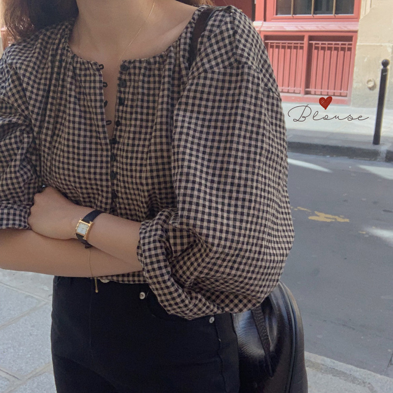 Loose Plaid Crewneck Shirt Women's Korean Style Design Sense Small Button Simple Fashion Shirt Women's Shirt Loose Plaid Crewneck Shirt Women's Korean Style Design Sense Small Button Simple Fashion Shirt Women's Shirt