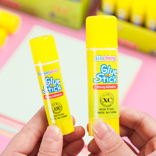 Solid Glue Student Glue Stick Strong Solid Glue High Viscosity Kindergarten Children's Handmade Glue Stationery Wholesale