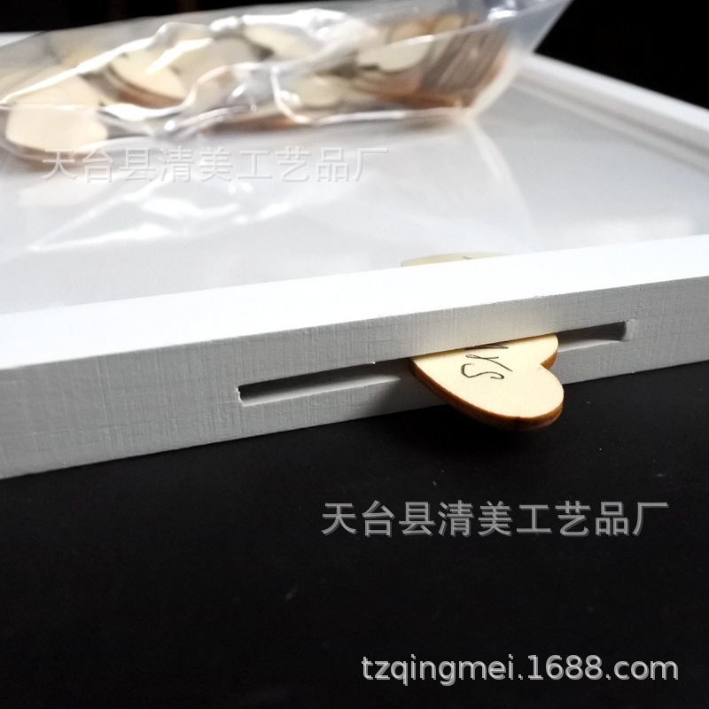 Blanco boda signo-en amor corazón/regalo creativo/Cumpleaños evento signo en melocotón corazón madera marco de fotos