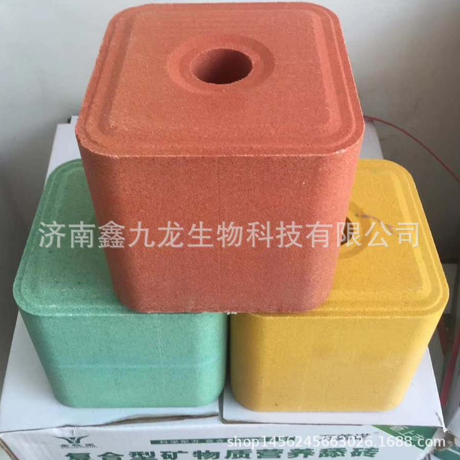 现货批发  饲料级舔砖  量大优惠混合型牛羊舔砖