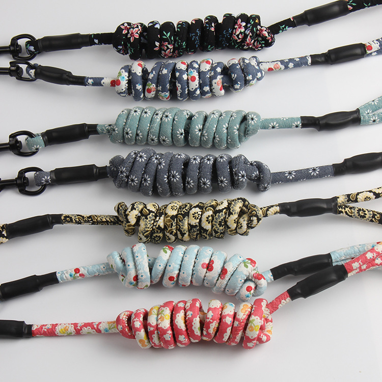 Directo de fábrica correa para mascotas gato correa para el pecho estilo japonés ajustable anti-rotura gato Correa al por mayor