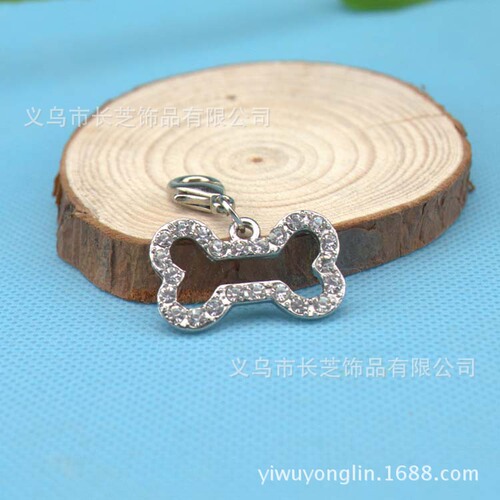 Bestselling Pet Supplies Dog Collar Tag Leash Accessory Bone Embossed with Drills Pendant Lobster Claw Decorative
