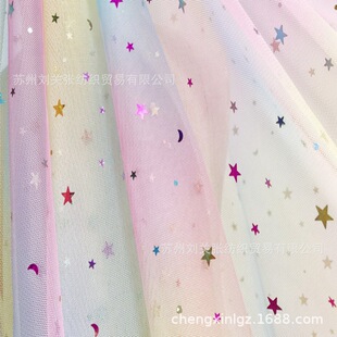 �S��ֱ�N�ʺ�ӡ���߲���Ƭ�W��ͯ�b����ȹ�����ݳ����W���������l