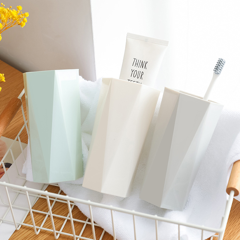 Venta al por mayor Boca Grande taza diamante plástico enjuague bucal Copa hogar Hotel pareja taza de agua creativa taza de cepillo de dientes