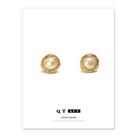 项链;耳钉;戒指