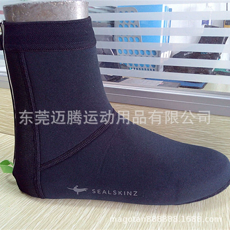 Производитель водонепроницаемых и теплых бахил для дайвинга, велоспорта и велосипедов