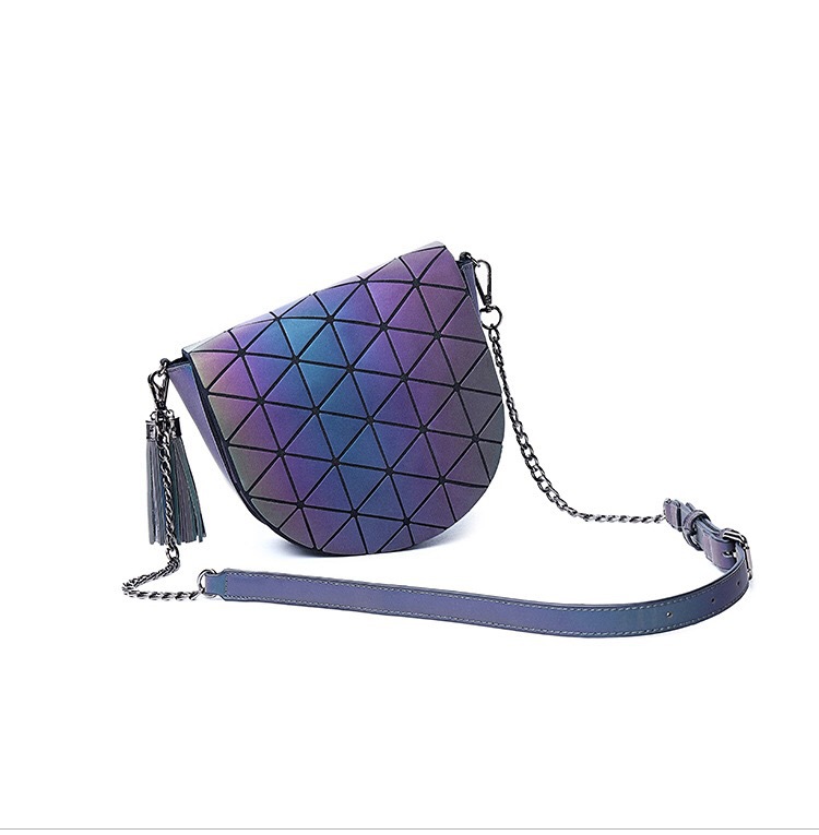 Borsa a tracolla donna a sella geometrica alla moda_voghion.com