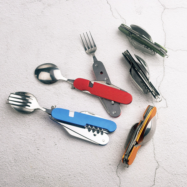 Universal detachable pocket knife