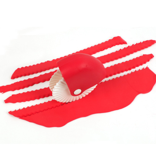 Kitchen Pastry Cutting Wheel Pizza Curling Wheel Roller Knife Baking Tool Manual Twist Wheel Cutter