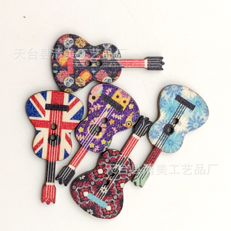 36mm * 19mm log DIY pintado en forma de guitarra botones de madera de Violín de estilo europeo y americano botones de madera