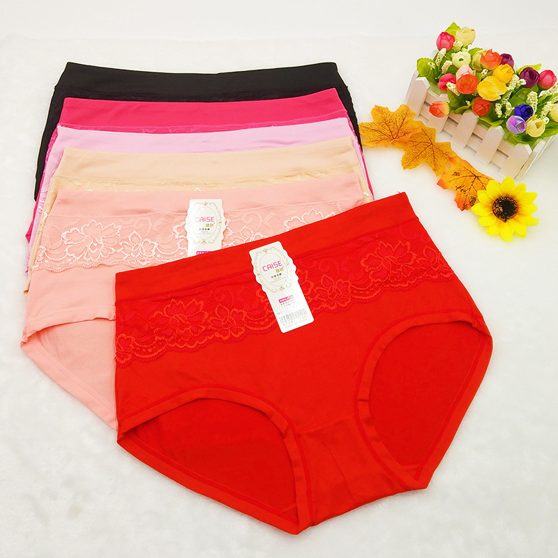 Multi-style underwear ladies triangle hip size underwear milk silk cotton factory cheap 5 yuan walking pattern