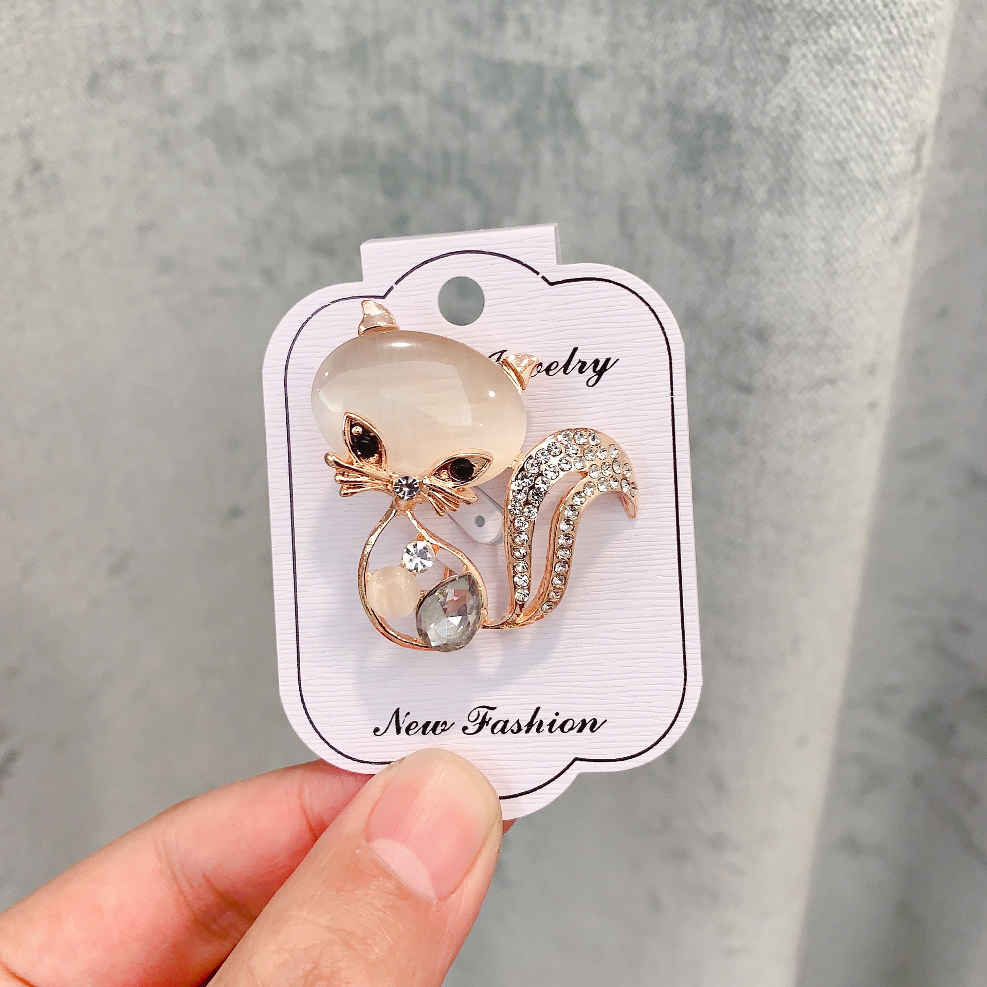 Creativo nuevo broche de alto grado de aleación rhinestone ramillete perla pin accesorios de moda fábrica directa en stock