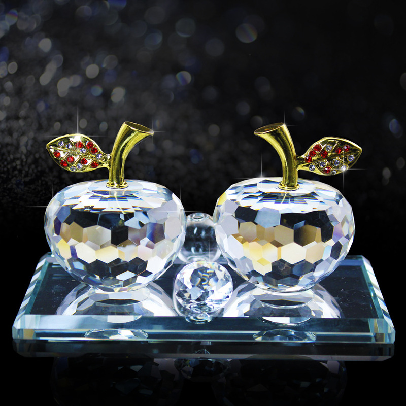 Car Ornaments Crystal Apple Perfume Seat Car Interior Accessories Discount Car Decoration Wholesale Center Console Ornaments