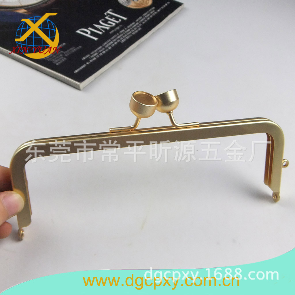 厂家供应现货手袋口架， 铰类 箱包五金配件铁架