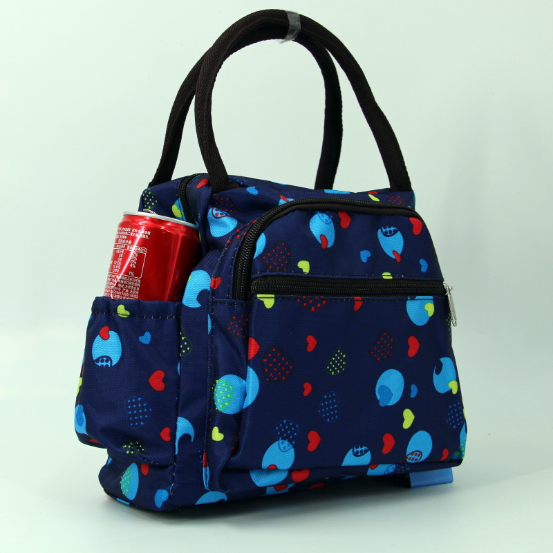 파란색 배경 점