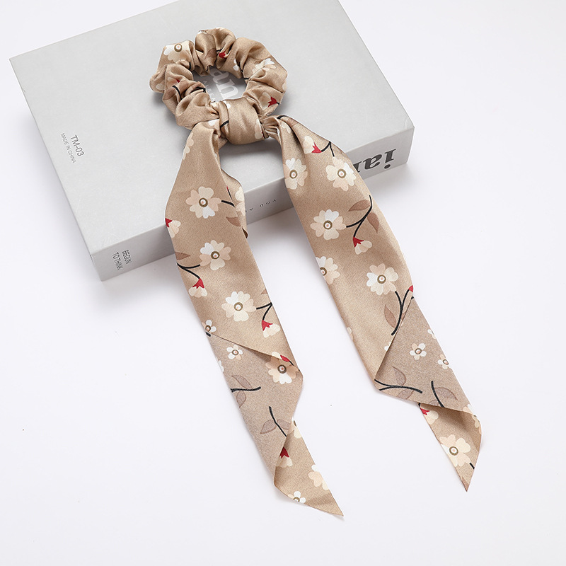 Pequeño anillo de intestino grande fresco triángulo largo anillo de cabello de cabello de bosque dulce disco de cabello de tela de cola de caballo anillo adornamiento para el cabello