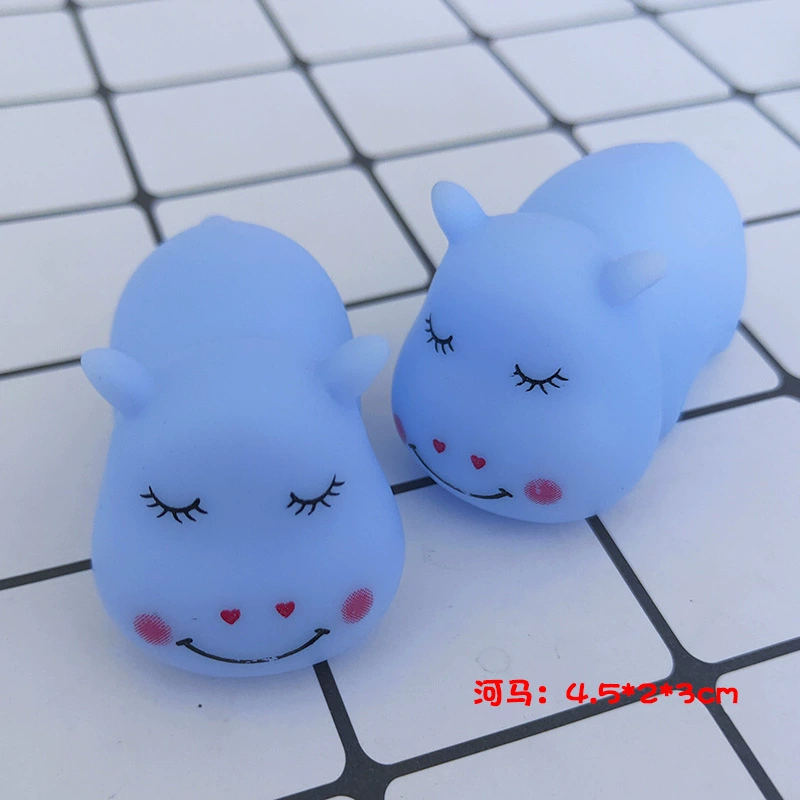 squishy стресс-игрушка, фуксия персонаж мультфильма — assorted Bath & Slime Squeeze Toy